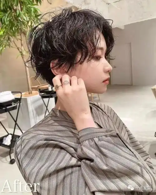 今年超流行的短发摩根纹理烫