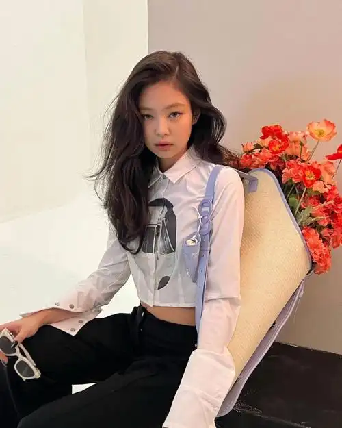 jennie更新美惨啦