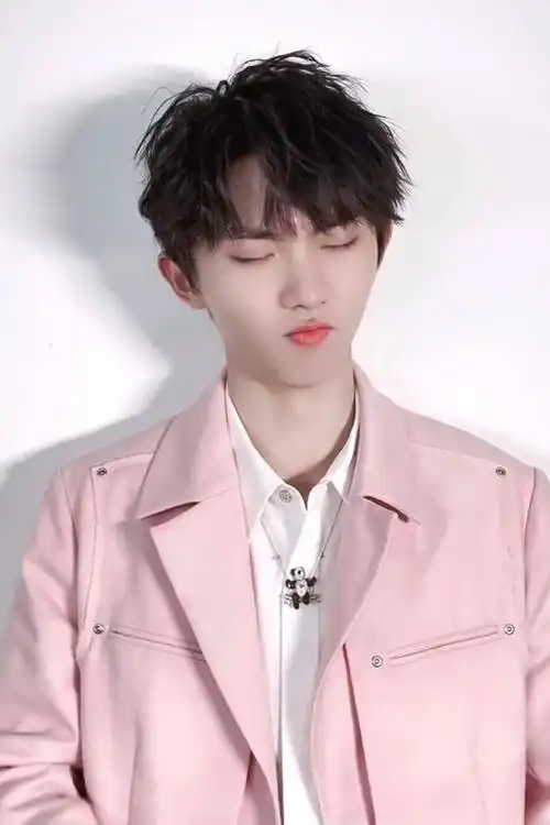 甜度超标90#时代少年团有你的季节卡点视频#@时代少年团队长-马嘉祺