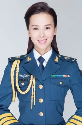 图片说明:空政歌唱家,歌手王雅洁