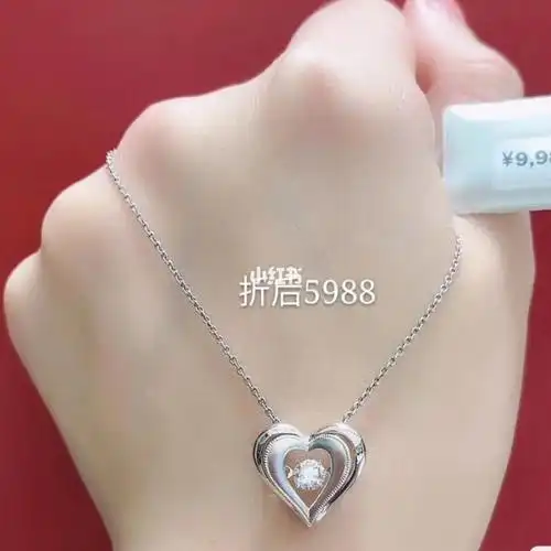 周大福钻石吊坠六折活动