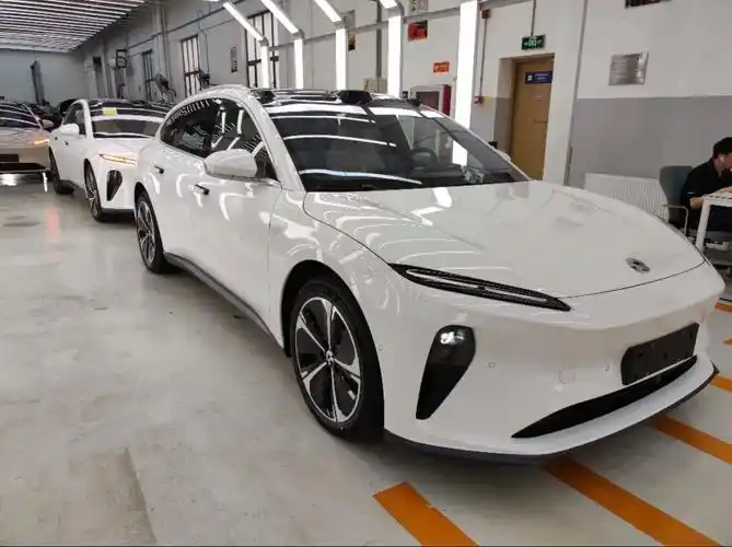 人生第一辆蔚来,et5旅行版即将提车.#新能源汽车 - 抖音