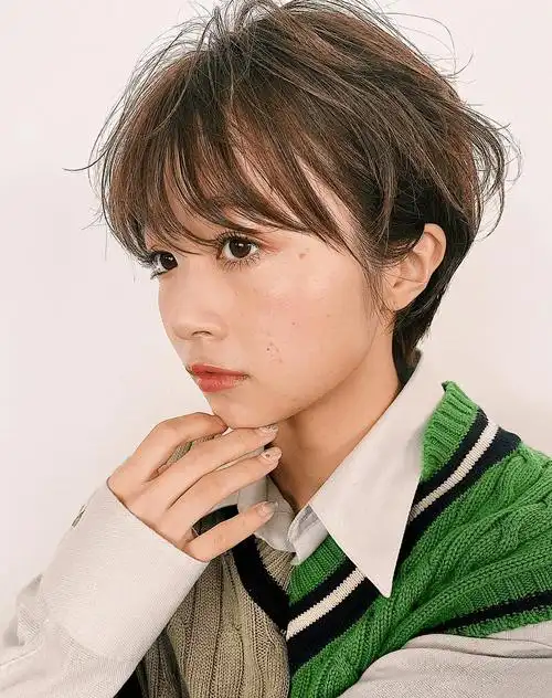 日系撇耳短发,让你瞬间提升颜值