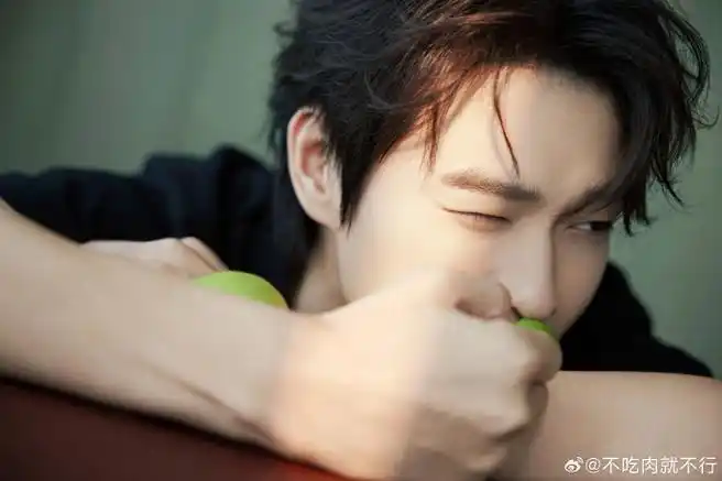 不讨好的勇气#wdx#魏大勋史野#    每一个人都可以成为生活中的阳光