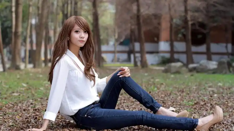 不同风格的亚洲美女户外写真亚洲美女气质美女妇女美女淑女美女妩媚