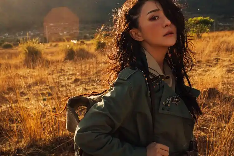 专访王紫潼:《夜天子》后,我的"一出好戏"刚刚开始