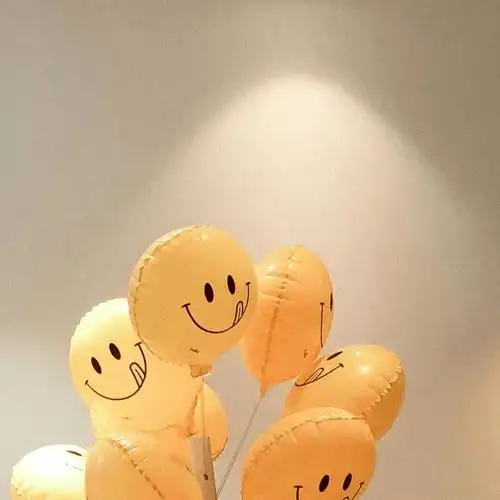 最近超火的ins背景图 | 愿你把酒执剑,归来仍是少年_图片_网络_信息