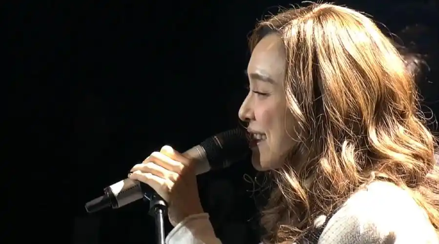 #音乐演出新鲜事##范玮琪#