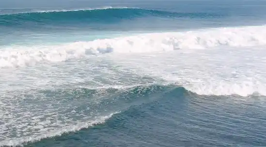 海浪浪花蓝色大海波涛