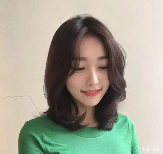 5款适合菱形脸的发型,再也不用为了选发型而发愁了!