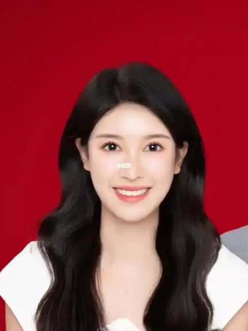 天真蓝结婚登记照