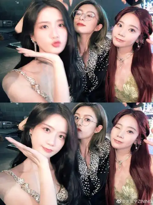 组图:创造101女孩再同框dna动了 傅菁张紫宁对镜合拍好养眼