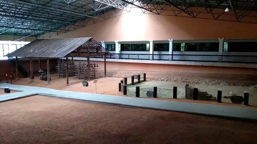 第一,南宋官窑窑址遗迹博物馆免费,展览区域大致分为四个部分.