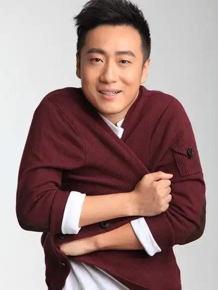 后备空姐秦汉擂上演激情戏码引爆笑