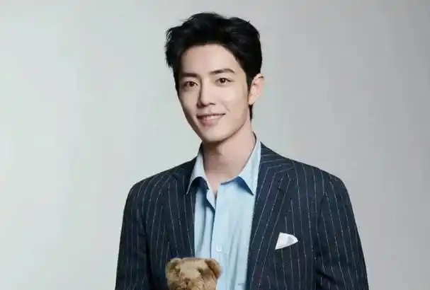 林凯回应自己和肖战"撞脸"!哭诉拿来比较很委屈,想和肖战合作