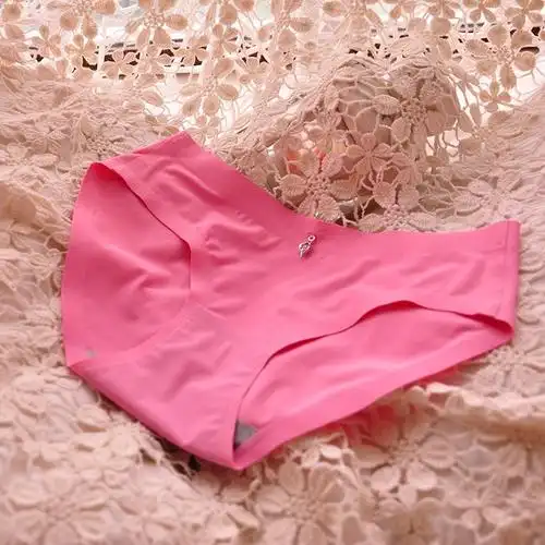 2002 佐米草莓低腰无痕真一片式女士冰丝内裤批发 包臀糖果色荧光