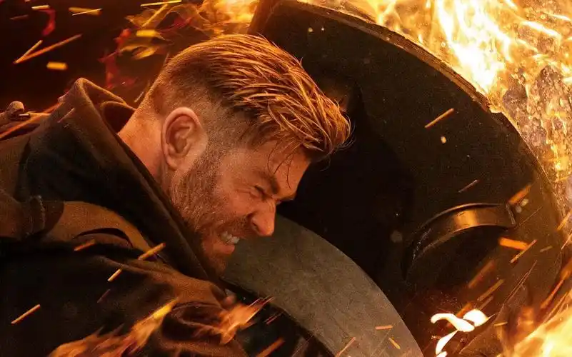 【美预/中字】《惊天营救2》正式版预告片点评 "雷神"克里斯