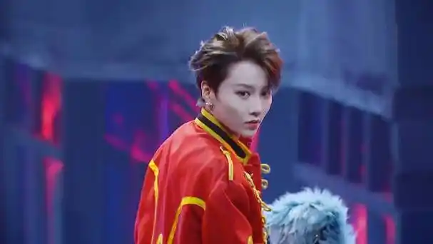 刘雨昕超话9715#刘雨昕全能ace#【视频】201018蒙面舞王第十期