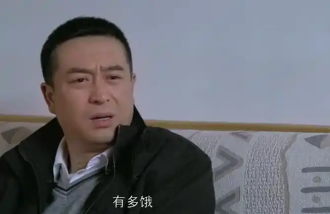 北京完美影视传媒有限责任公司投资出品的都市职场情感电视剧,由滕华