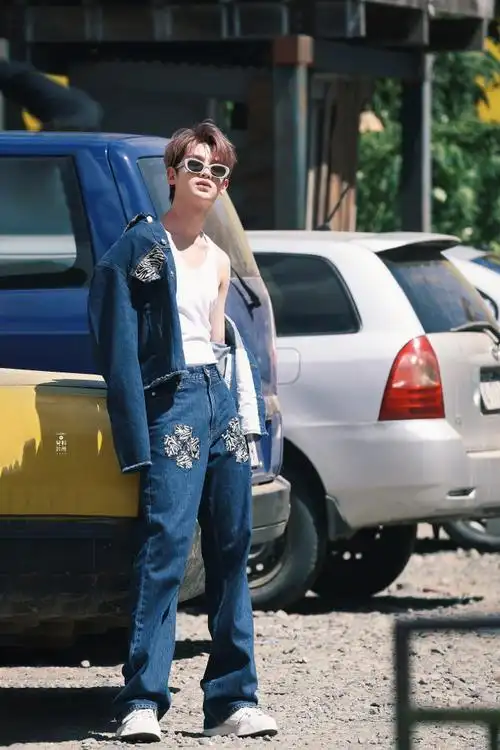 justin黄明昊0219生日快乐