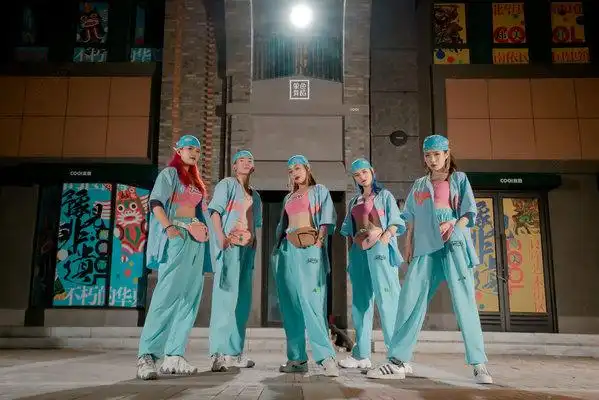 爵士舞的要求是什么?最重要的是什么-单色舞蹈官网