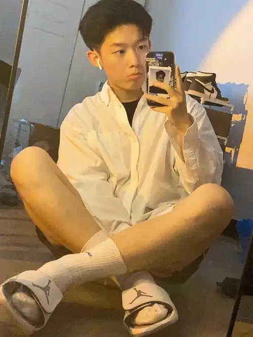 150斤微胖男孩儿有人爱吗