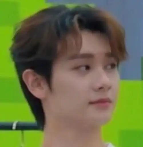 into1猛男担当高卿尘