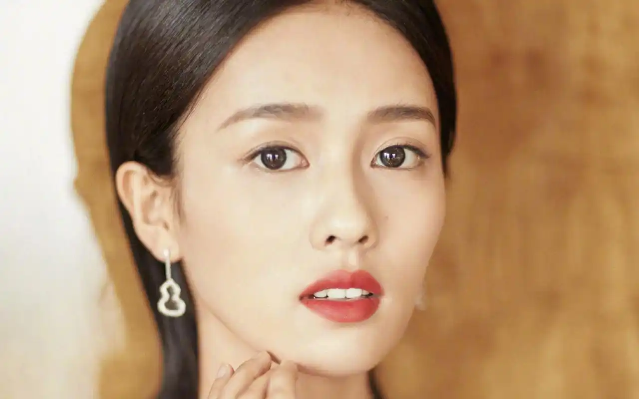 白鹿性感精致写真图片桌面壁纸高清大图预览1920x1200_大陆明星下载_