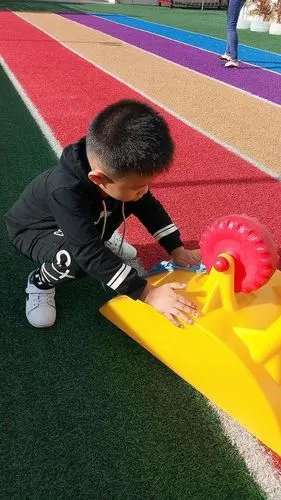 我爱我的幼儿园,我要好好爱护这些玩具