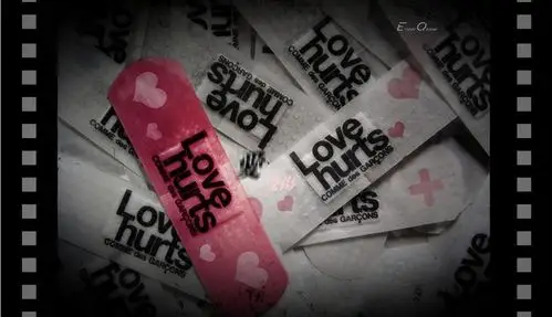 求这张非主流创可贴图片