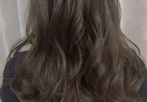 冷棕亚麻色头发适合什么肤色掉色后是什么颜色