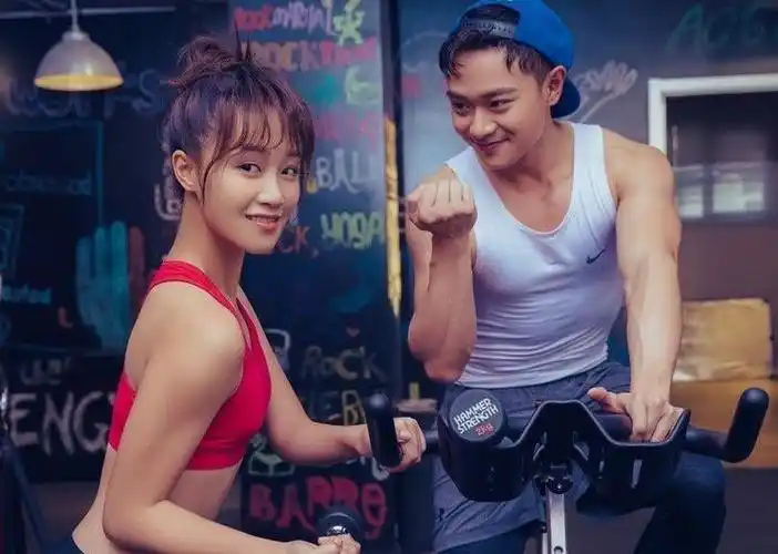 演员蓝盈莹老公是谁(蓝盈莹与曹骏分手原因是什么) - 恰卡编程网