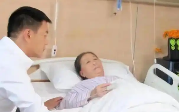 丑娘张少华人丑心更丑年轻时做下恶事晚年孤独终生