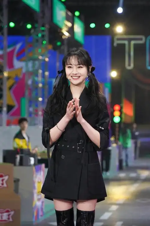 郑爽遭影视公司索赔8050万还被绝密者出品方起诉