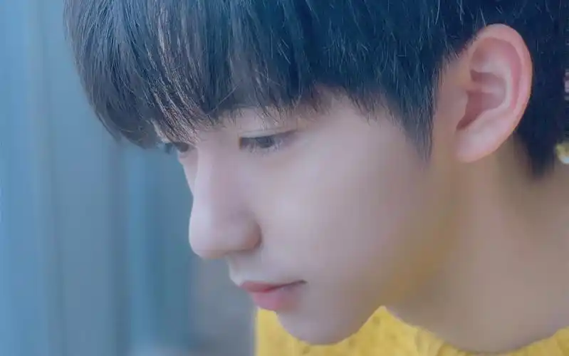 【贺峻霖】来看可爱霖霖撒娇耍帅啦!