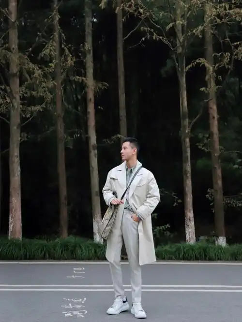 男士穿搭森系男生的秋冬韩系西服叠穿