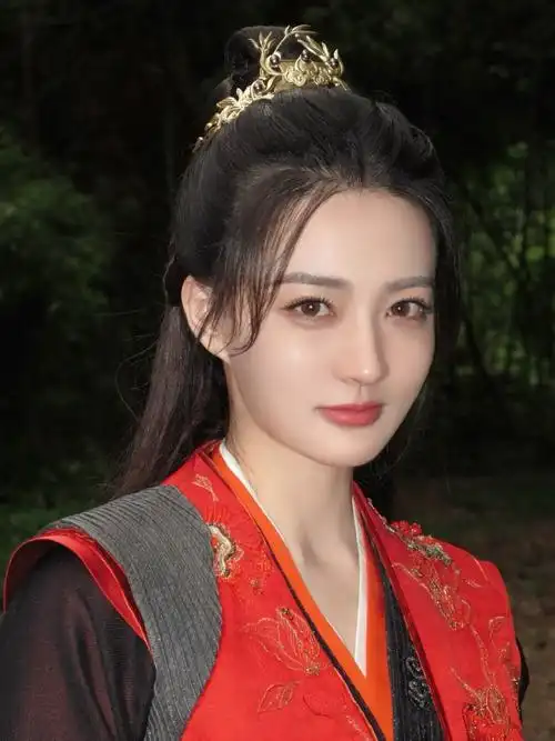 沈丹青画舫##徐璐古装仪态##徐璐身形##徐璐披荆斩棘的大小姐