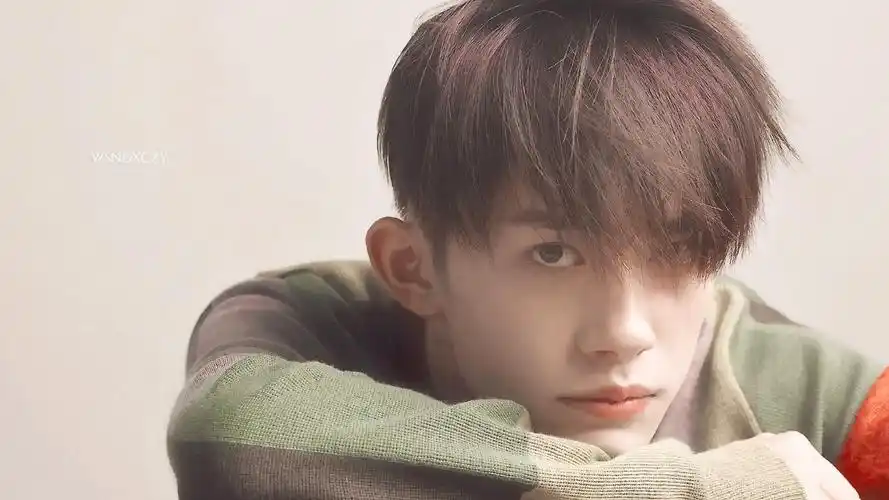 易烊千玺丨神仙背景67 - 堆糖,美图壁纸兴趣社区