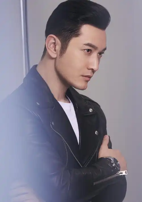 这一刻风采依然tissot天梭表全球形象代言人黄晓明突破自我演绎梨园