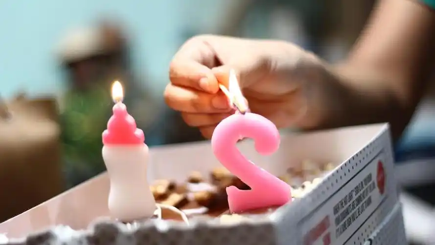 唯美庆祝生日图片桌面壁纸