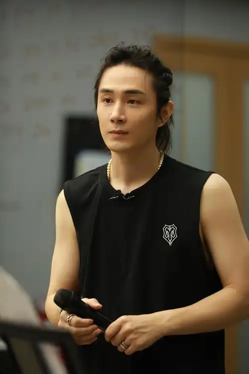 李承铉发型大赏09