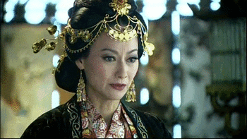 年过半百的惠英红在死神边上走了一遭,经过大起大落的她,早就把对生活