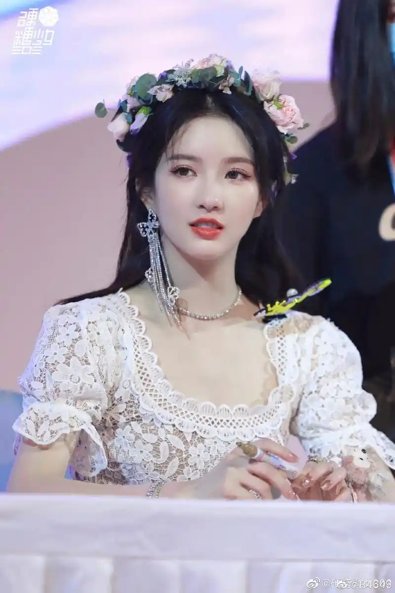 非粉也会保存的照片#刘些宁  - 抖音