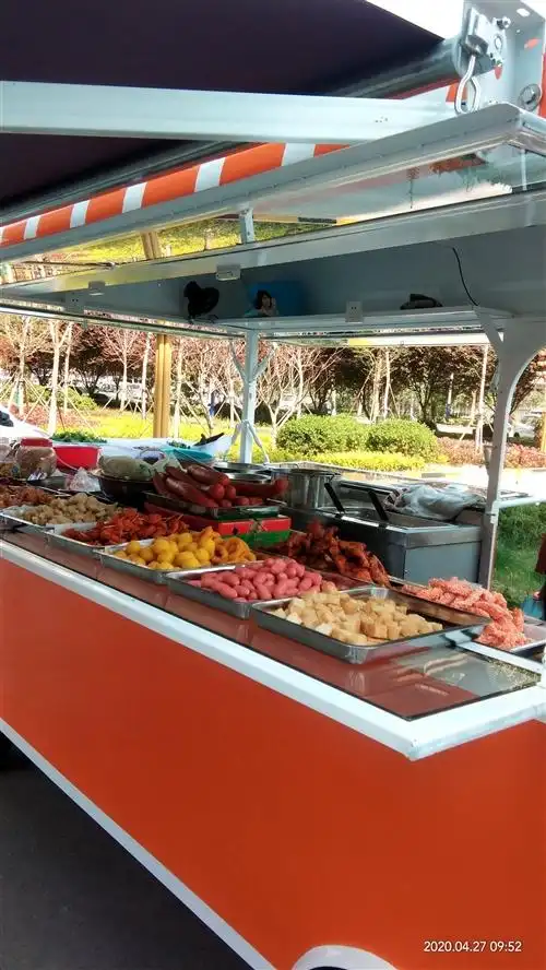 转让九成新小吃车可炸货可卤肉可铁板