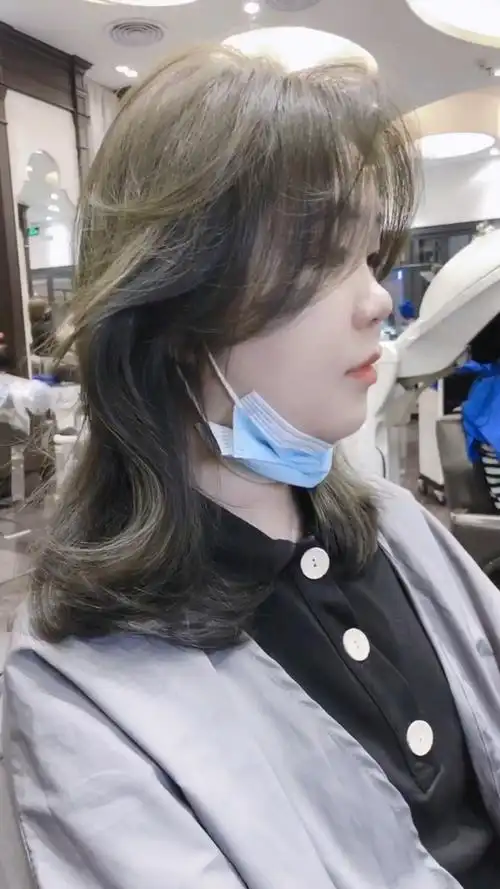 2020夏天最脱颖而出无敌显白的青木亚麻色,巨好看.