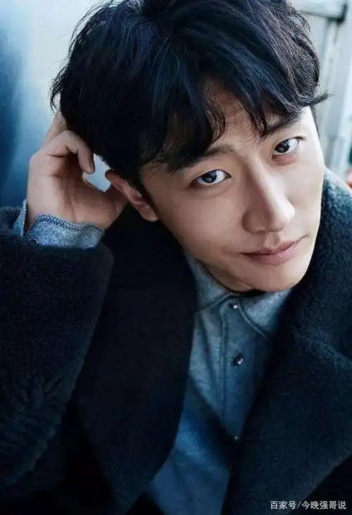 男演员黄轩照片合集