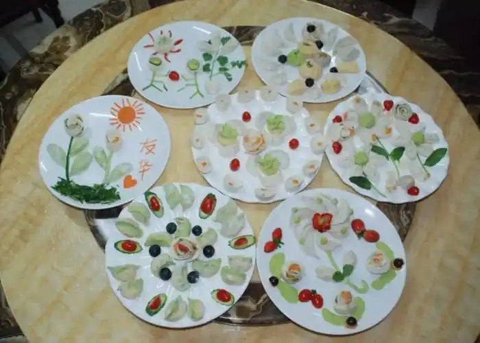 温暖冬至员工同乐友华医院举办冬至创意饺子拼盘活动