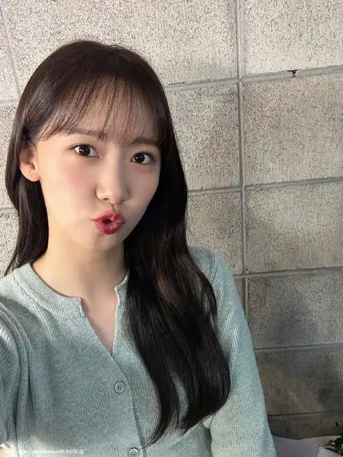 林允儿生日自拍sonejapan更新一则@limyoona90