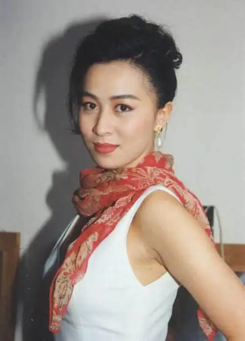 娱乐圈的大女主刘嘉玲:从不要求伟仔送礼物,因为我自己有能力!