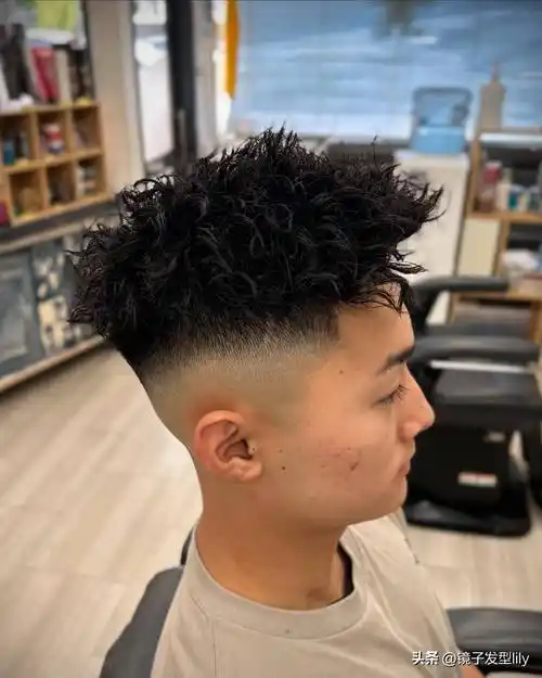 夏季男发别乱剪,周边铲短更时尚,清凉还精神_发型_头发_颜色